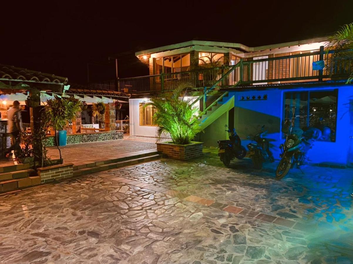 Hotel Estaciones Guatapé Extérieur photo
